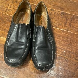 SOUL Naturalizer Black Leather Loafers